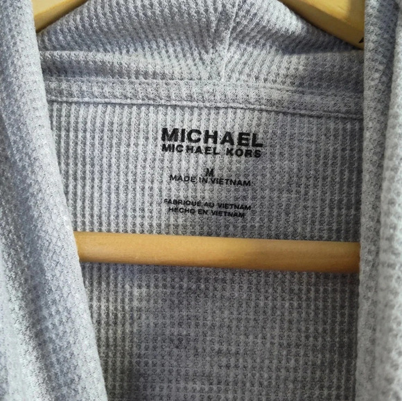 Michael Kors Gray Waffle Knit Pullover Sweater M Cowl Neck Long Sleeve Cozy - Picture 5 of 6